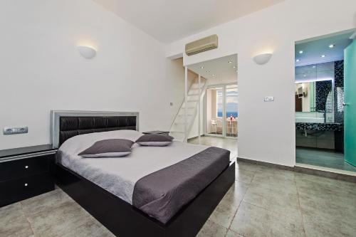 Gianna Suites - image 6