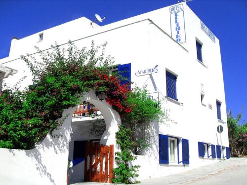 Helliniko Studios - Adults Only