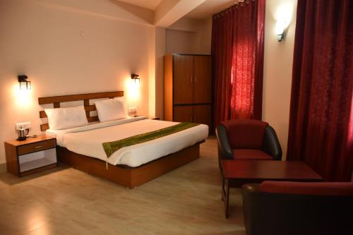 Green View Hotel