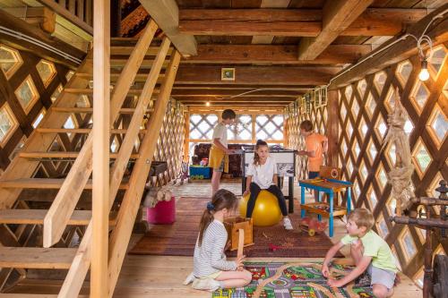 Місця відпочинку та розваги, Farm Stay Pirc in Ласко