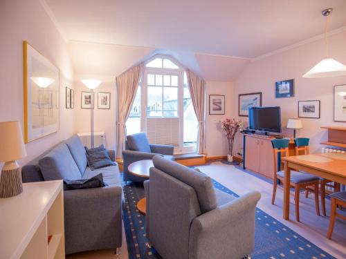 Dünenpark Binz - Komfort Ferienwohnung mit 1 Schlafzimmer und Balkon im Dachgeschoss 083 in Binz, Deutschland
