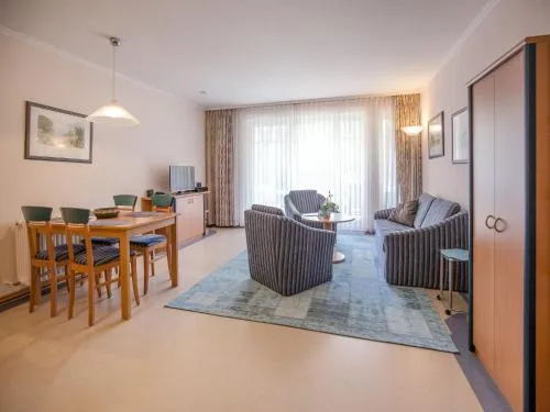 Dünenpark Binz - Komfort Ferienwohnung mit 1 Schlafzimmer und Terrasse im Erdgeschoss 098 in Binz, Deutschland