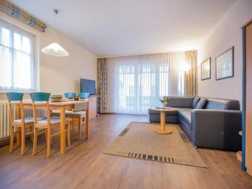Dünenpark Binz - Komfort Ferienwohnung mit 1 Schlafzimmer und Terrasse im Erdgeschoss 130 in Binz, Deutschland