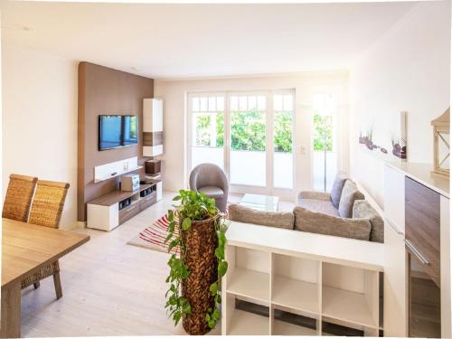 Dünenpark Binz - Komfortplus Ferienwohnung mit 1 Schlafzimmer und Terrasse im Erdgeschoss 200 in Binz, Deutschland
