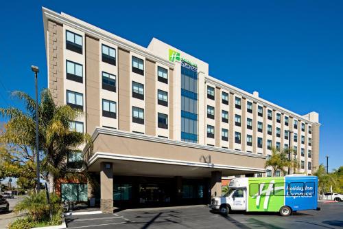 Holiday Inn Express Los Angeles LAX Airport by IHG, Los Ángeles