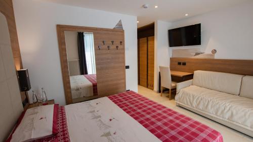 Hotel Bellevue - image 14
