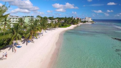 Coconut Court Beach Hotel