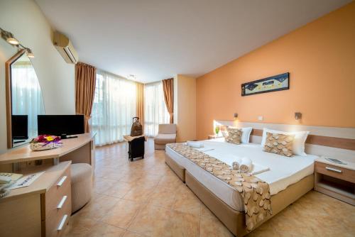 Aurelia Beach Complex - image 8