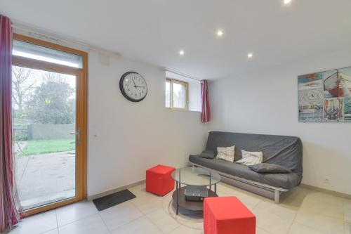 Un bel endroit pour se detendre dans le Morbihan gîte à louer Treffléan