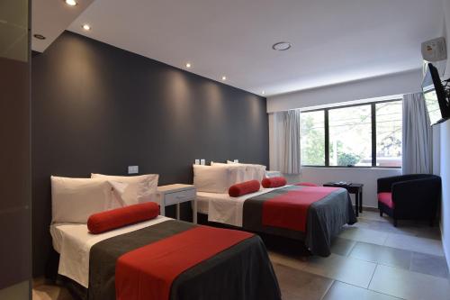 Piazza Hotel in 비야 카를로스 파스