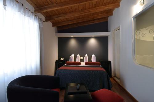 Piazza Hotel in 비야 카를로스 파스