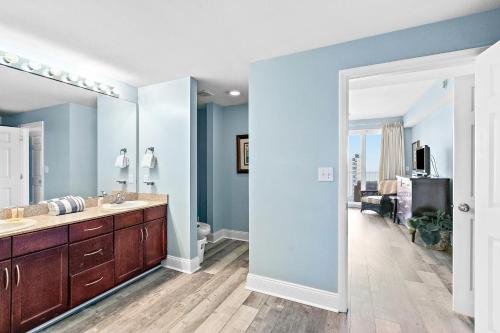 Laketown Wharf 712 - image 6