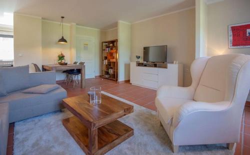 Komfortplus Appartement mit 2 Schlafzimmern und Terrasse D06