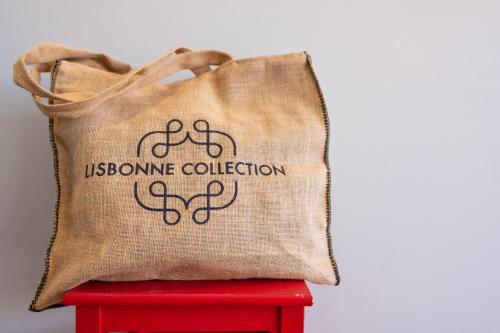 Bright american style in the city center 76 by Lisbonne Collection