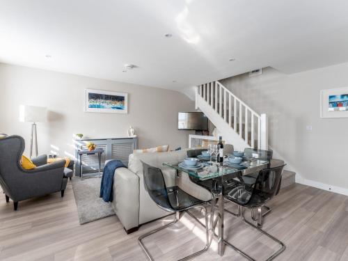 Pass The Keys Gorgeous Townhouse In The Heart Of Poole, Poole, Dorset