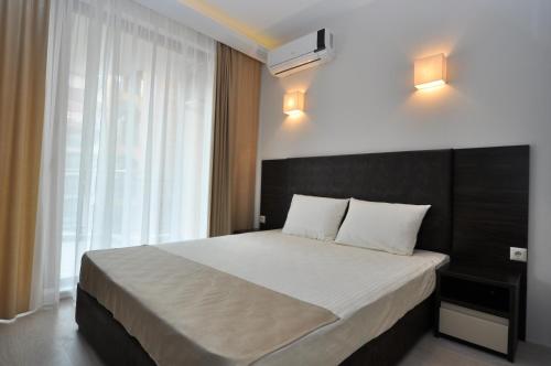 Harmony Suites 23 - image 12