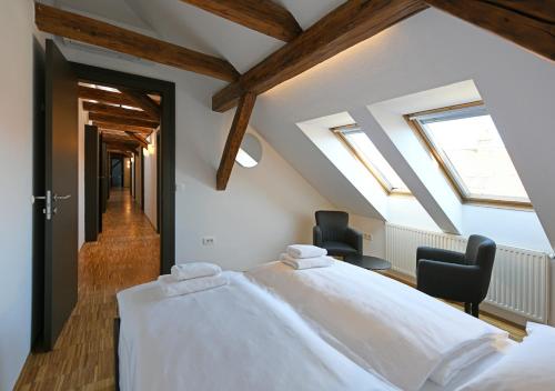 ATIK ROOMS
