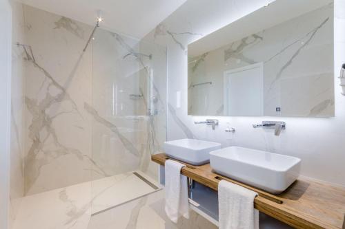 Luxury Villa - image 8