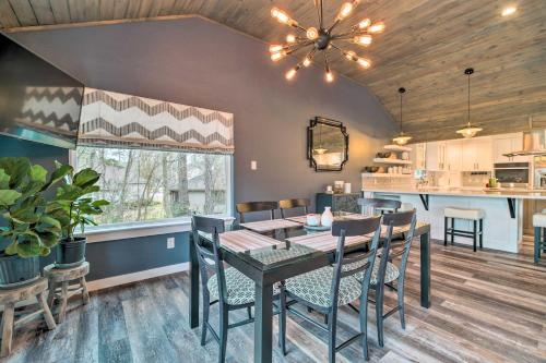 Lakehouse with Fire Pit Jet Ski Lift and Hot Tub - image 4