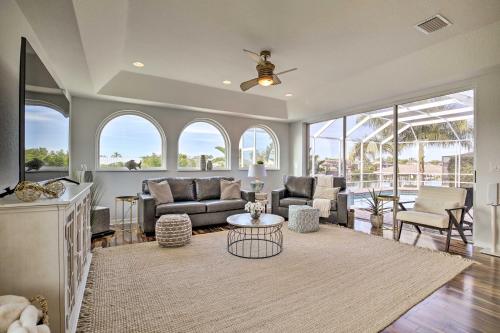 Heated PoolandSpa and Dock Apollo Beach Home on Canal in Apollo Beach, USA