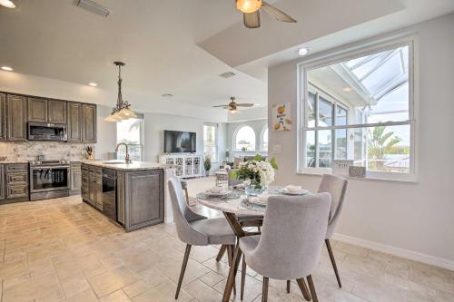 Heated PoolandSpa and Dock Apollo Beach Home on Canal in Apollo Beach, USA
