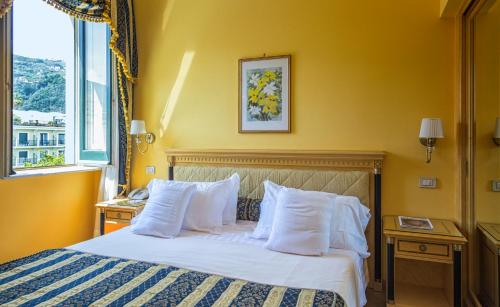 Imperial Hotel Tramontano - image 12