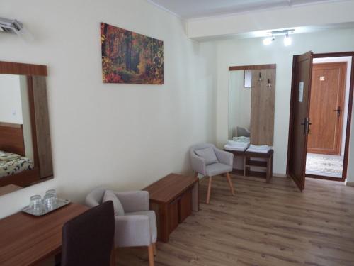 弗洛拉汽车旅馆 (Motel Flora) in 勒普萨