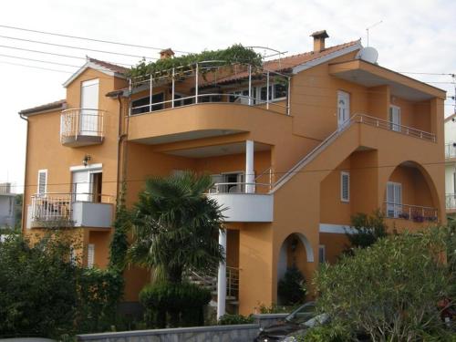 Two-Bedroom Apartment image 7