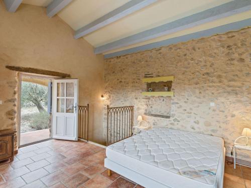 Heritage Villa in Les Mages with Swimming Pool