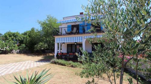  Apartments in Malinska/Insel Krk 14421, Pension in Sveti Anton