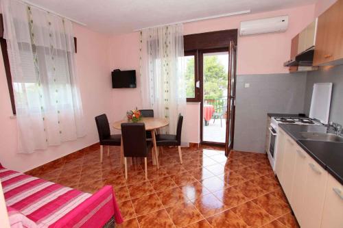  Apartment Okrug Donji 6 in Okrug Gornji