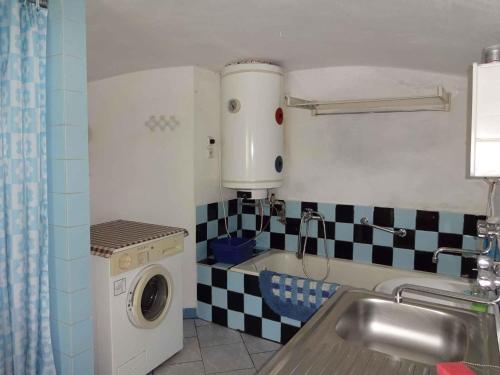 Bathroom, Rekreacni dum s velkou zahradu a venkovnim bazen in Frydlant