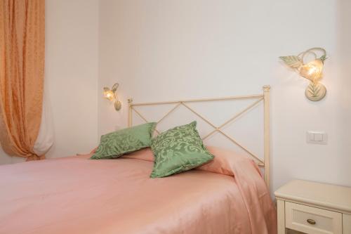 Double Room image 9