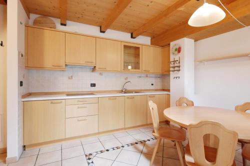 Appartamento Sissi - Apartment - Canazei di Fassa