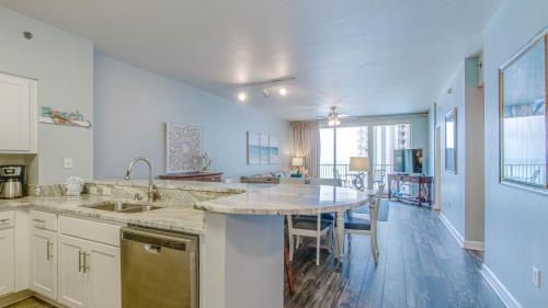 Shores of Panama #1028 by Book That Condo - image 12