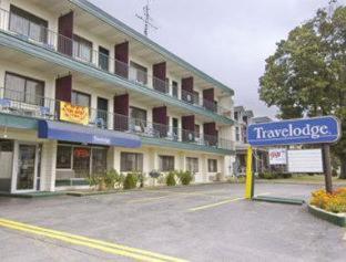 Travelodge by Wyndham Chambersburg