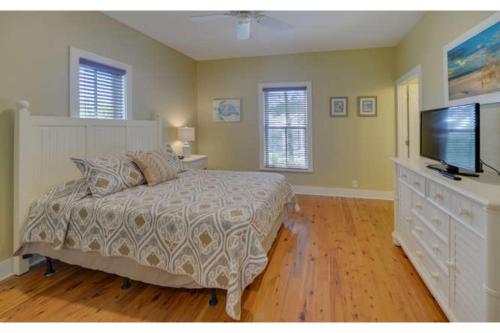 Magnolia Cottages By The Sea- 113 Patina by Florida Star Vacations - image 7