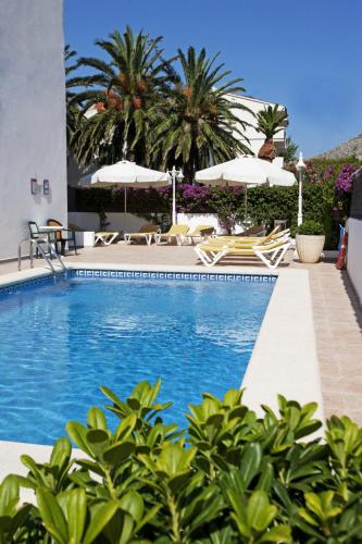 Hotel Villa Singala - 수영장