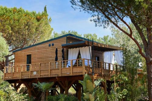 Camping maeva Respire Ecolodge L’Etoile d’Argens ***** 