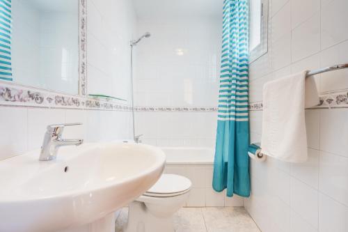 Single Room image 5