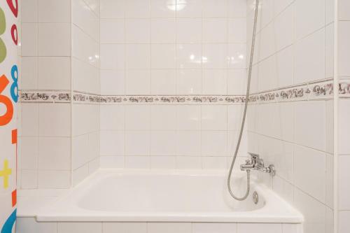 Arunda I by Vivere Stays - image 12