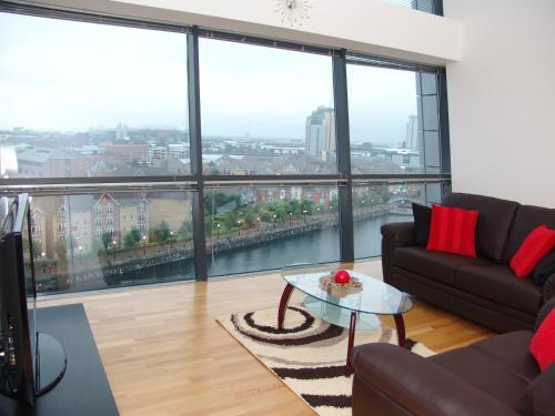 Quay Apartments, Manchester