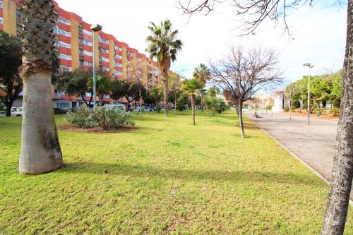 Global Properties, Los Claveles - Práctico apartamento con WIFI en Puerto de Sagunto