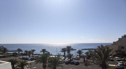 Apartamentos Galeon Playa - image 7