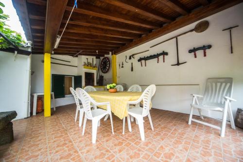 Mosteiros Sea House in มอสเตย์โรส