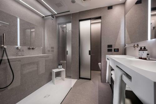 J44 Lifestyle Hotel - main image