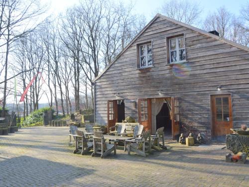 Holiday Home in Wellerlooi with Private Garden