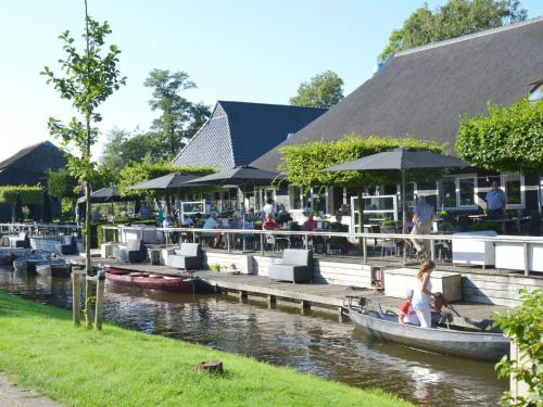 A cosy house close to Giethoorn and the Weerribben Wieden National Park with a boat available hire