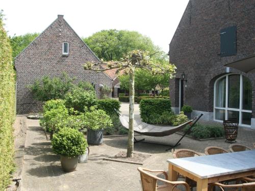 Beautiful Farmhouse in Baarlo with Private Garden - image 12