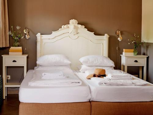 Beautiful Farmhouse in Baarlo with Private Garden - image 9
